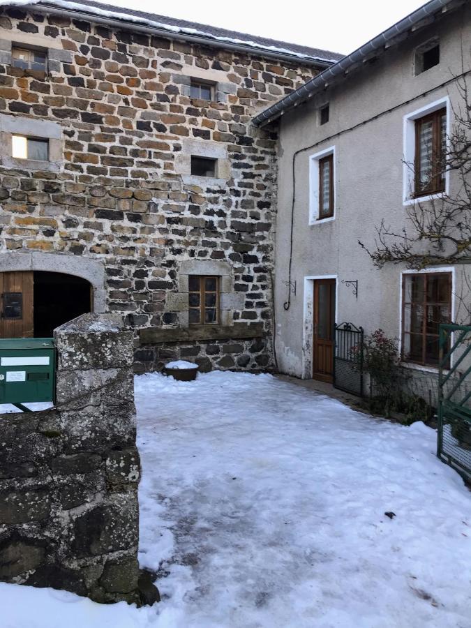 Maison De Famille Au Plateau Du Mezenc Les Vastres Экстерьер фото